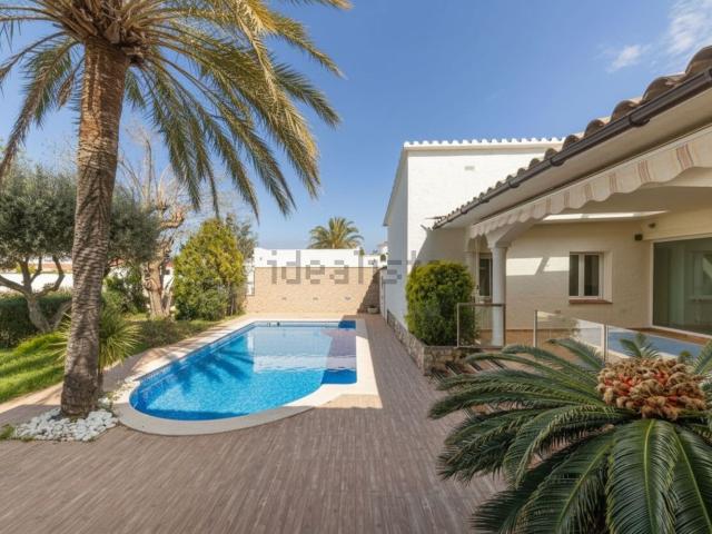 Chalet, Empuriabrava