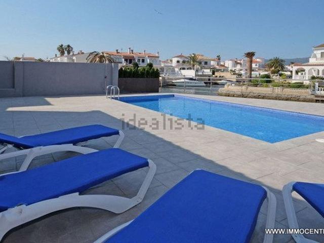 Chalet, Empuriabrava