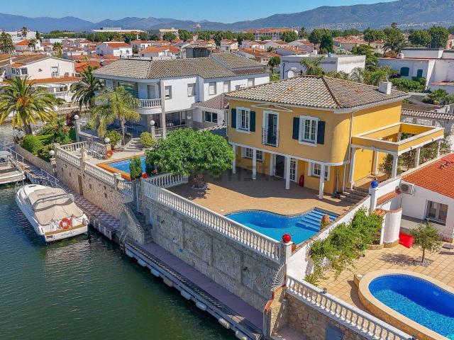 Chalet, Empuriabrava
