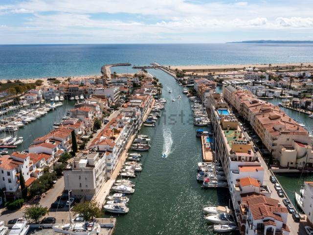 Chalet, Empuriabrava