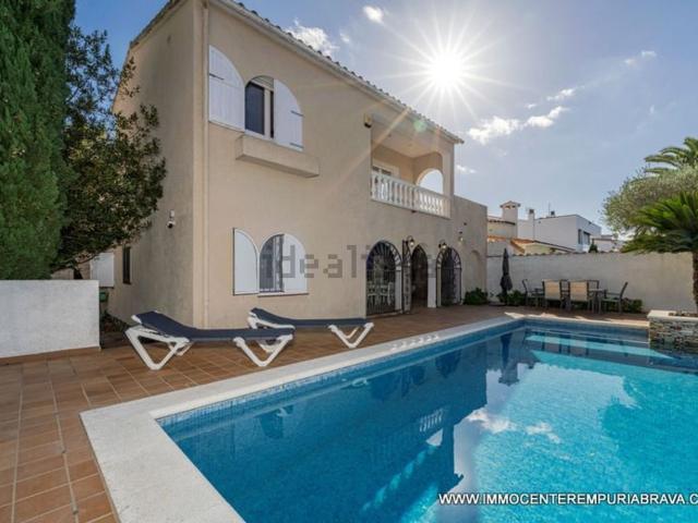 Chalet, Empuriabrava