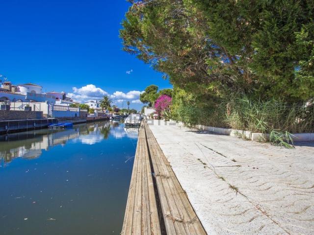 Chalet, Empuriabrava