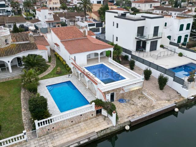 Chalet, Empuriabrava