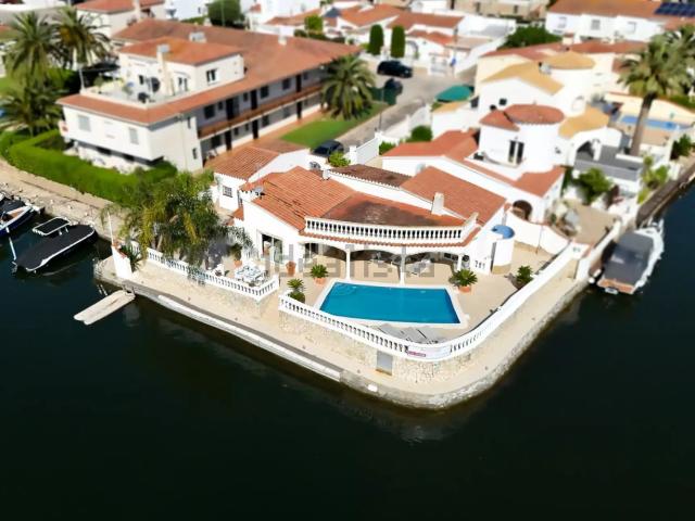 Chalet, Empuriabrava
