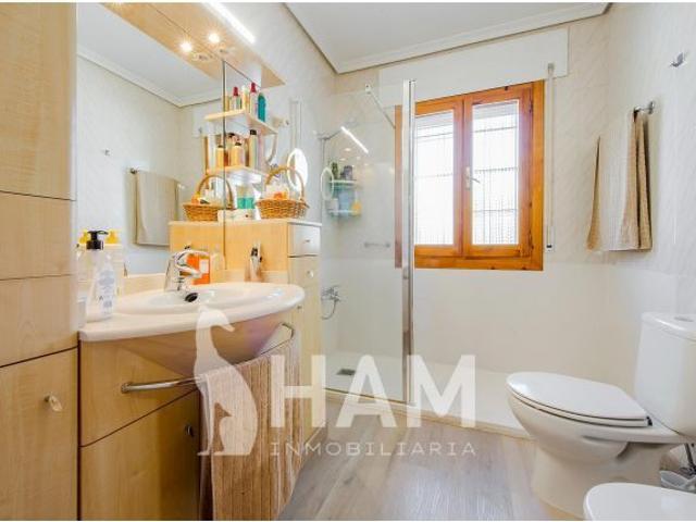 CHALET EN 1 PLANTA + PARCELA DE 1.180 m2 + ANEXO INDEPENDIENTE EN EL OLIVAR DE MIRABAL