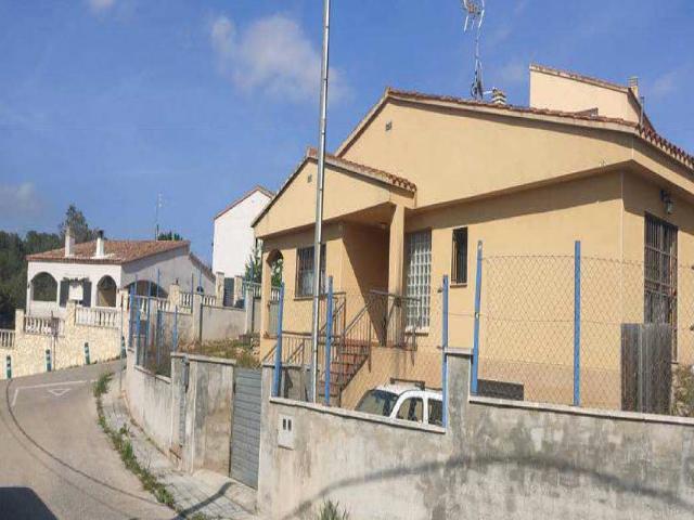 Chalet en C/ de la Valira, La Bisbal del Penedès Tarragona