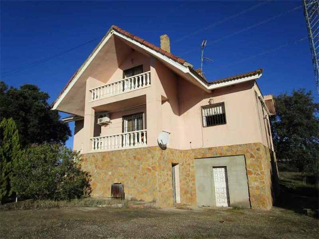 Chalet en C/ Guadalajara, El Casar de Escalona Toledo