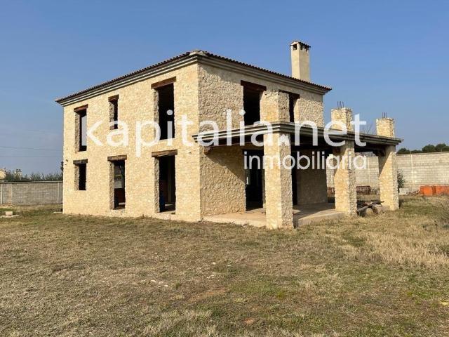 Chalet en Canals.. Exclusivo chalet en construcción, situa. 500m² Canals