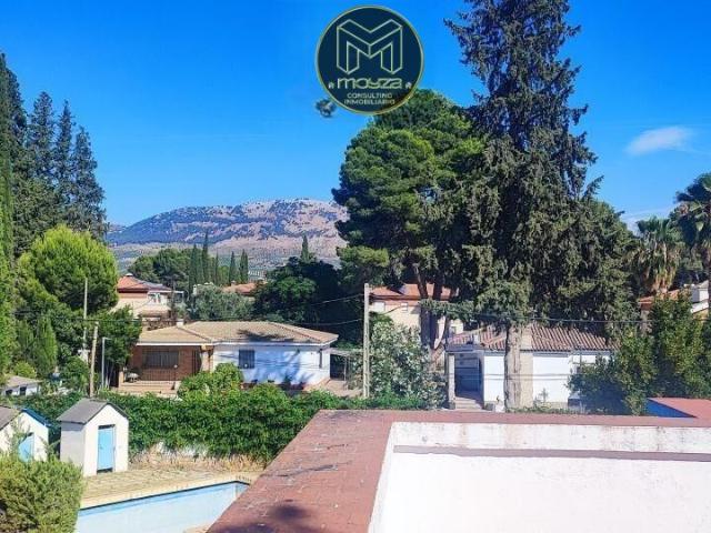 CHALET EN CRTA BAILEN MOTRIL