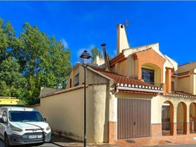 CHALET EN ALFACAR
