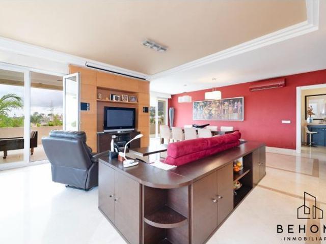 CHALET EN ALHAURIN CON PISCINA PRIVADA