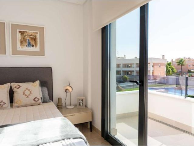 Chalet en ALICANTE
