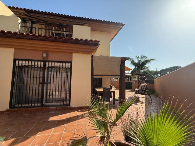 Chalet en alquiler. ALHAURíN DE LA TORRE