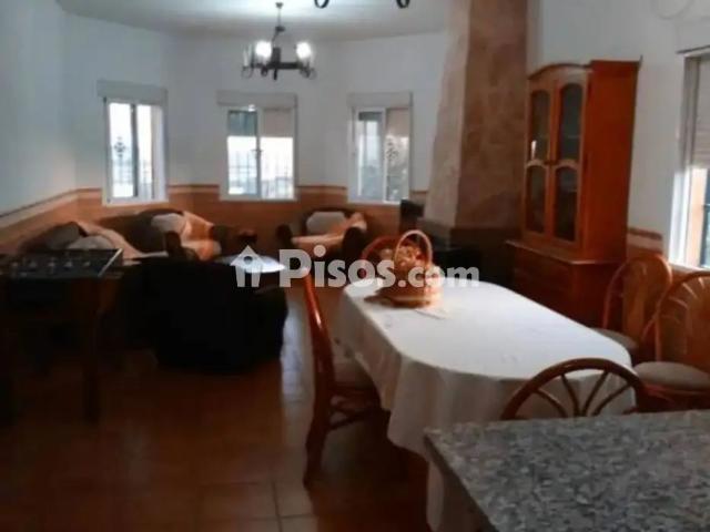 Chalet en alquiler en Cortijo de La Torre