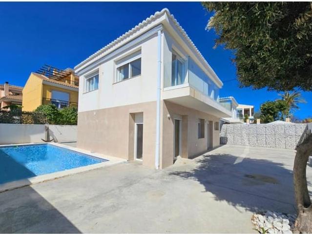 Chalet en alquiler en Cabo de las Huertas, Alicante Costa Blanca