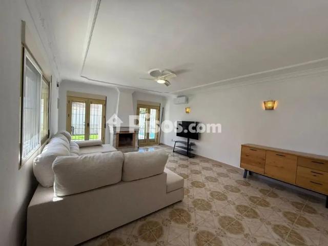 Chalet en alquiler en Cabo Roig La Zenia La Regia