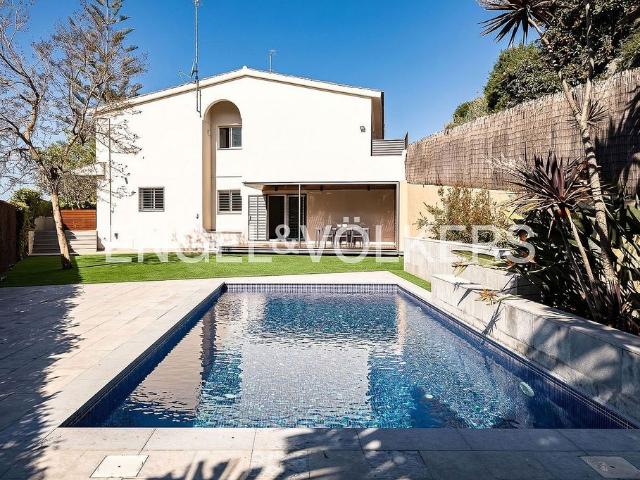 Chalet en alquiler en Cabrils, de 298 m² 4 habitaciones por 4.500
