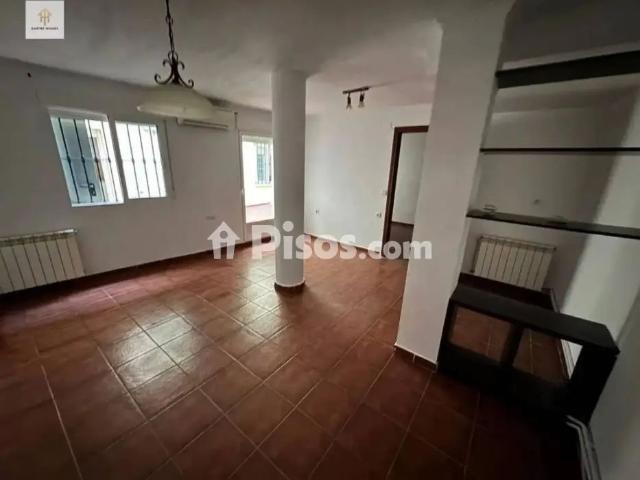 Chalet en alquiler en Cáceres Capital