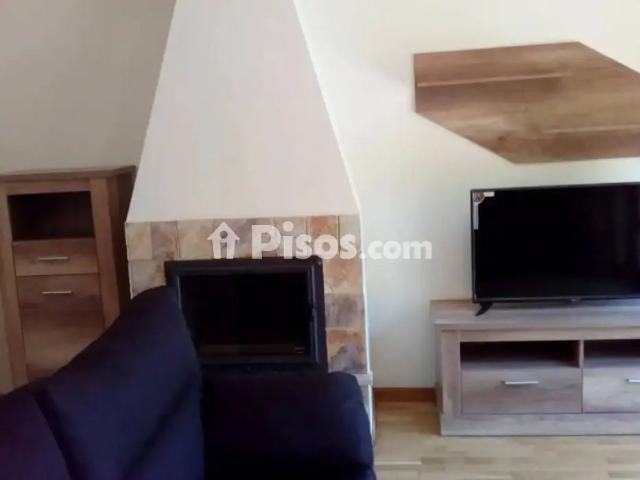 Chalet en alquiler en Calle Calle Celorio, 219B