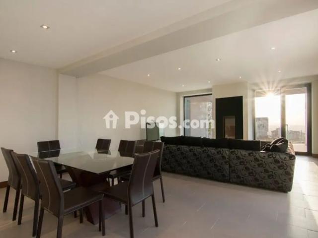 Chalet en alquiler en Calle Charinas, 8