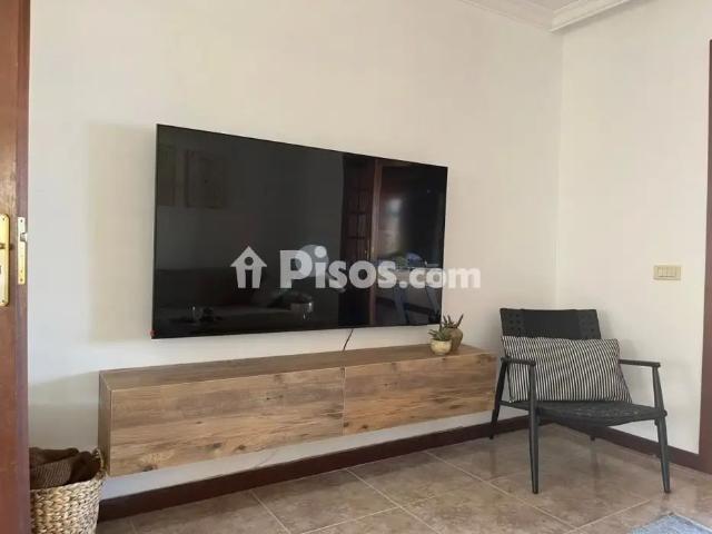 Chalet en alquiler en Calle Alvarado