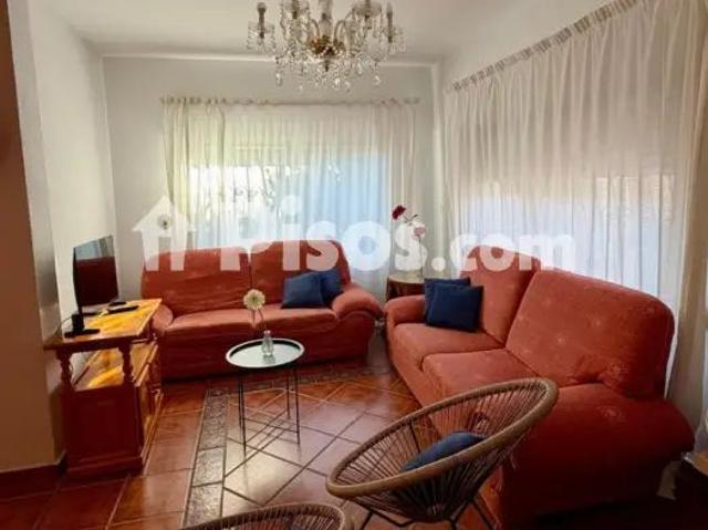 Chalet en alquiler en Calle Barriada Fernández