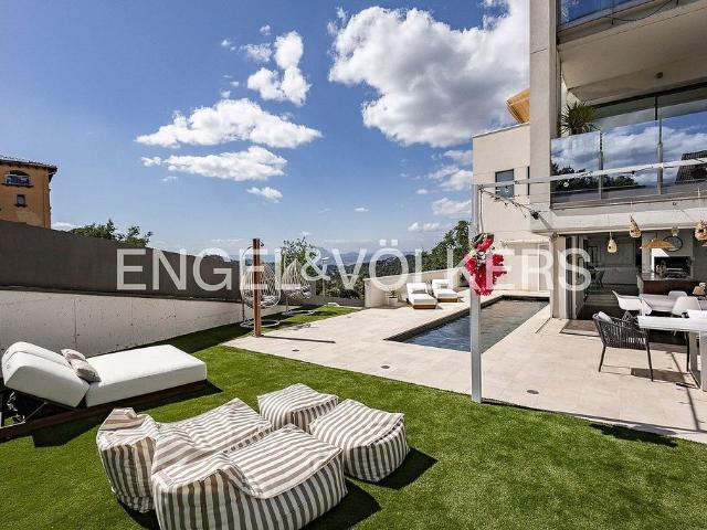 Chalet en alquiler en calle De Can Basseda, Barcelona, de 670 m² 6 habitaciones por 25.000