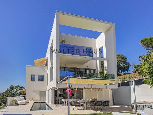 Chalet en alquiler en calle De Can Basseda, Barcelona, de 860 m² 10 habitaciones por 25.000
