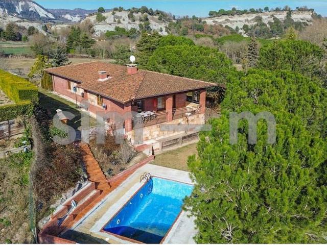 Chalet en alquiler en calle De Sant Miquel de Canyelles, Tona, de 200 m² 4 habitaciones por 2.100