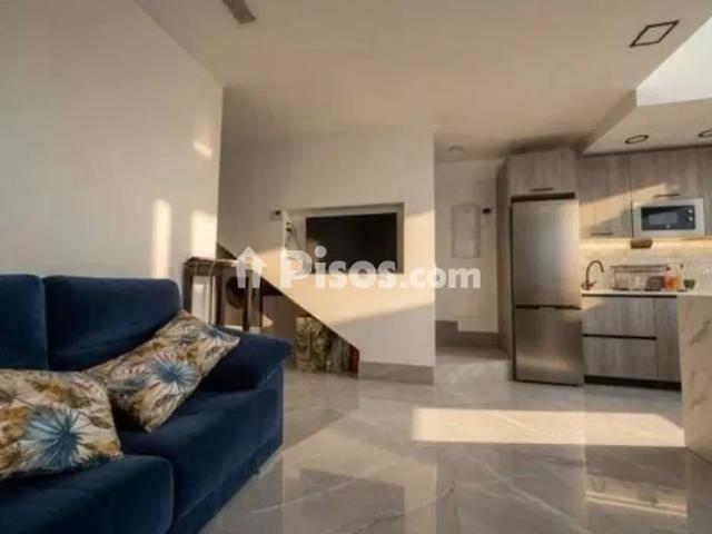Chalet en alquiler en Calle del Rompeolas