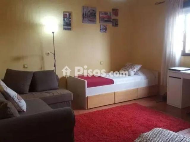 Chalet en alquiler en Calle Islas Baleares