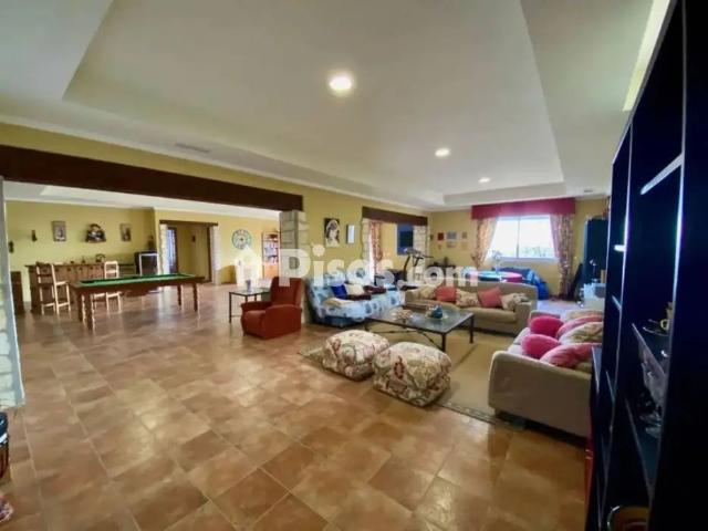Chalet en alquiler en Calle N A, 1