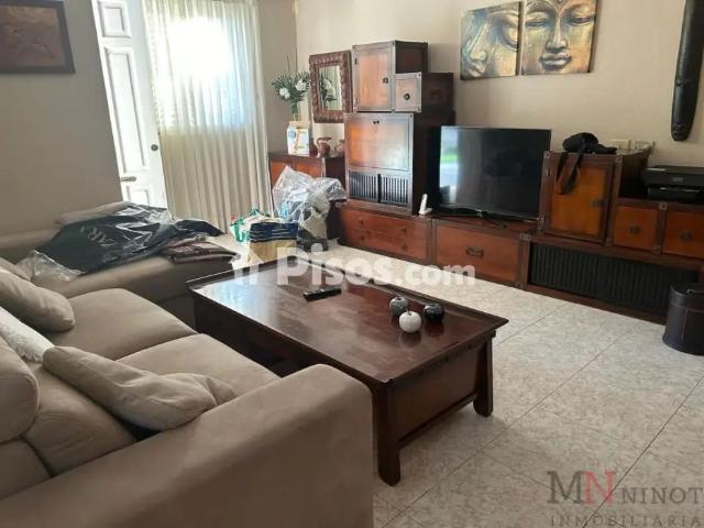 Chalet en alquiler en Calle Puebla Tornesa