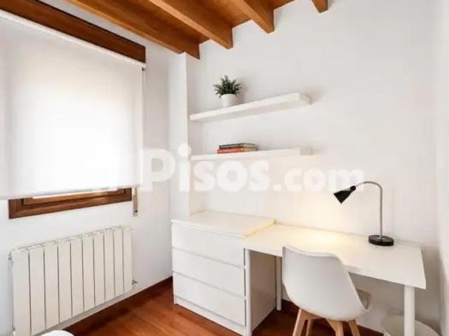 Chalet en alquiler en Calle Yza Gidelli