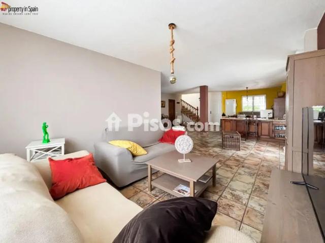 Chalet en alquiler en Carrer Montiboli