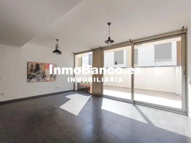 Chalet en alquiler en Carrer Azalees