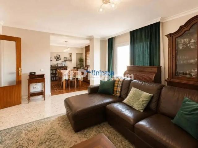 Chalet en alquiler en Casabermeja