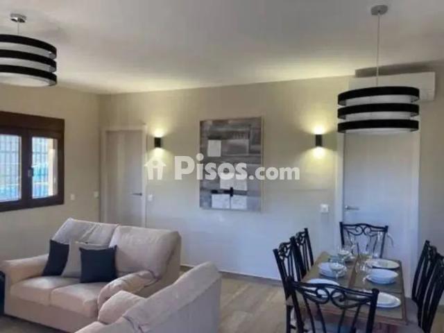 Chalet en alquiler en Casabermeja