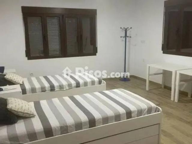 Chalet en alquiler en Casasimarro