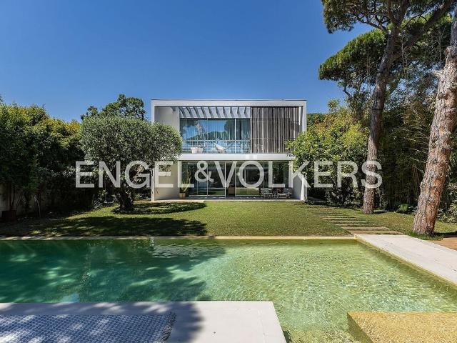 Chalet en alquiler en Castelldefels, de 646 m² 6 habitaciones por 18.000