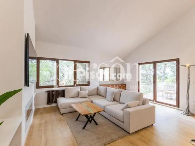 Chalet en alquiler en Chiva
