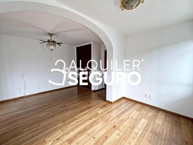 Chalet en alquiler en Ciudad Lineal