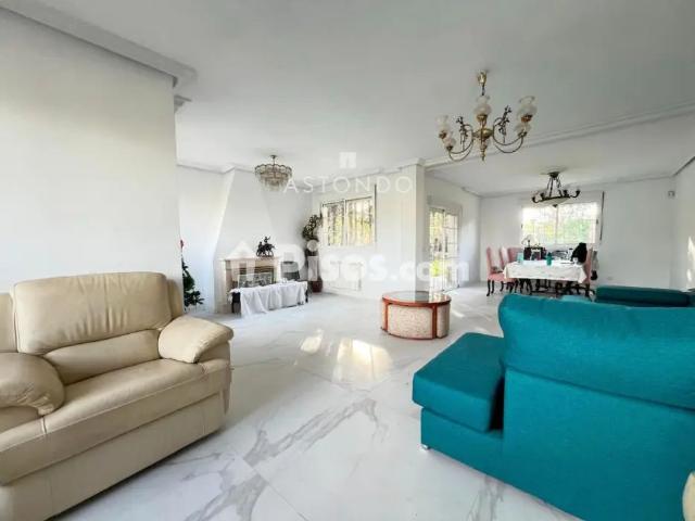 Chalet en alquiler en Ciudalcampo