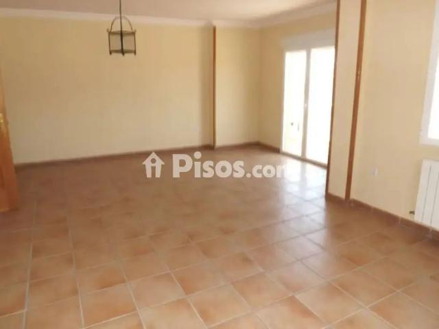 Chalet en alquiler en Cúllar Vega