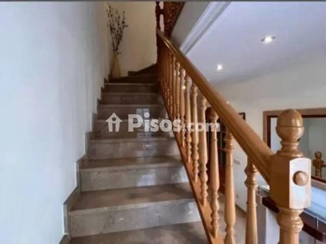 Chalet en alquiler en Alella