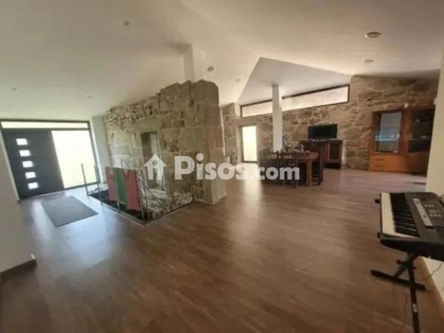 Chalet en alquiler en As Neves