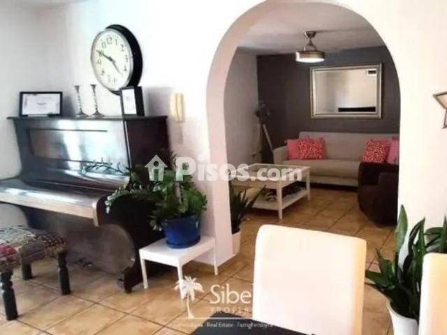 Chalet en alquiler en Avenida Canadá