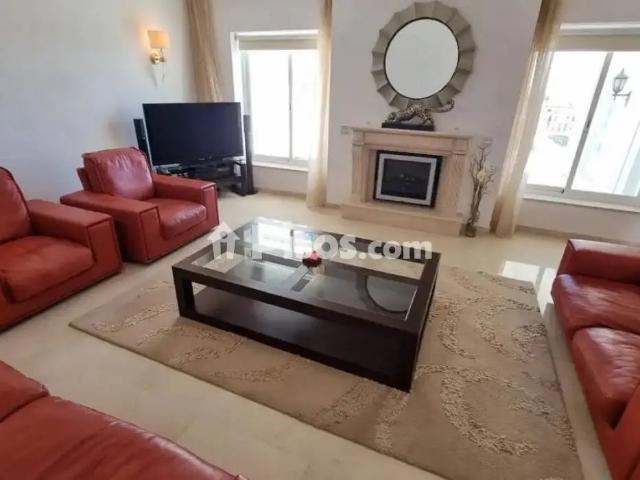 Chalet en alquiler en Avenida de Benahavís