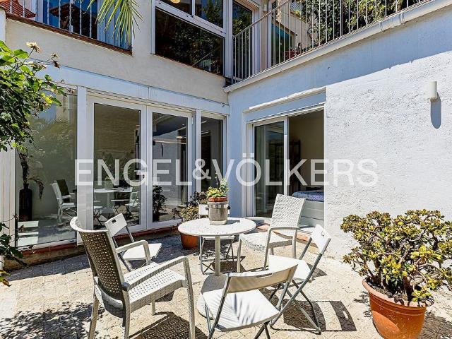 Chalet en alquiler en Barcelona, de 200 m² 8 habitaciones por 7.140