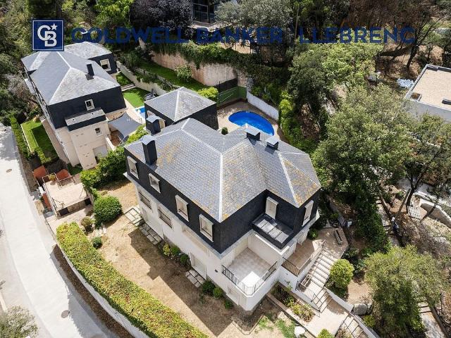 Chalet en alquiler en Barcelona, de 369 m² 6 habitaciones por 5.500